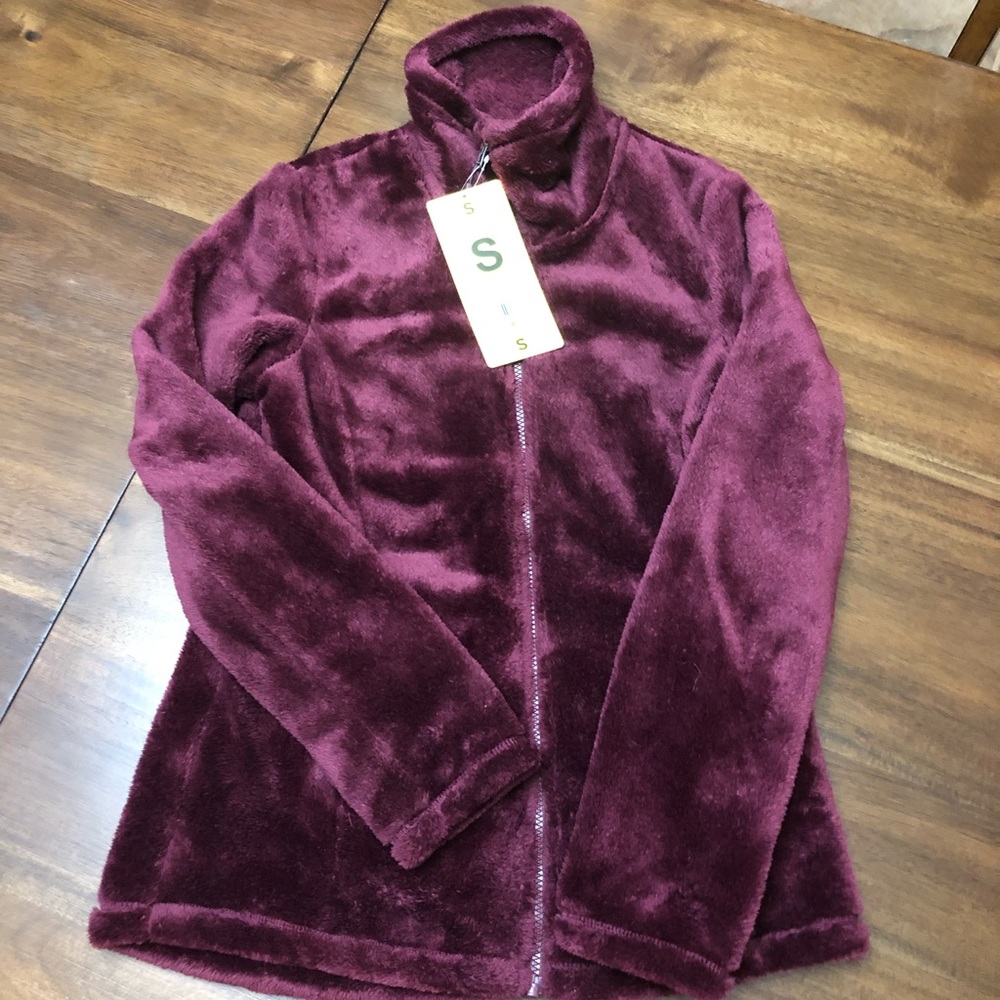NWT 32 Degree Sweater